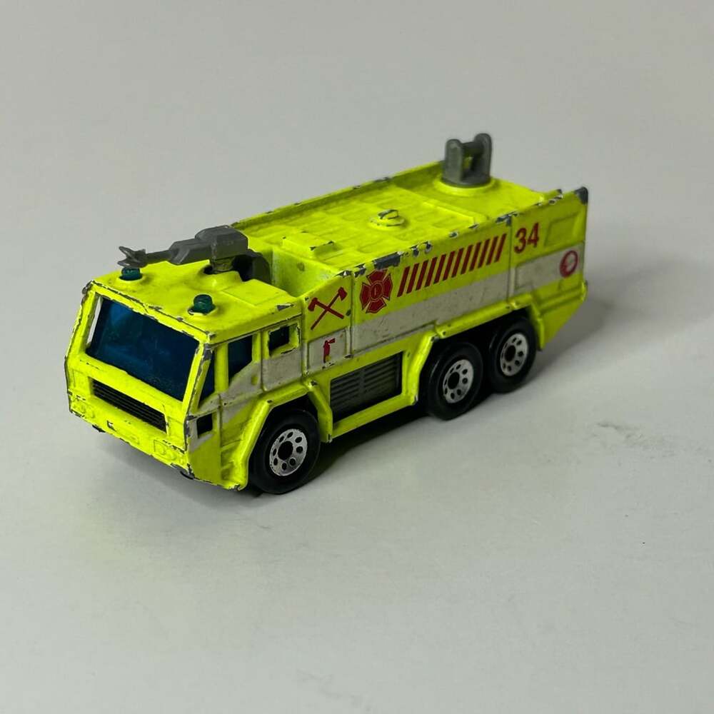 Matchbox Airport Fire Truck 34 Yellow Diecast Toy
